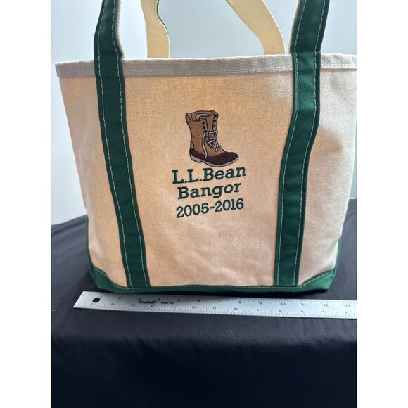 L.L. Bean Boat & Tote Bag Bangor 2005-2016 Limited Edition Canvas Bag Green Stra - Picture 2 of 9